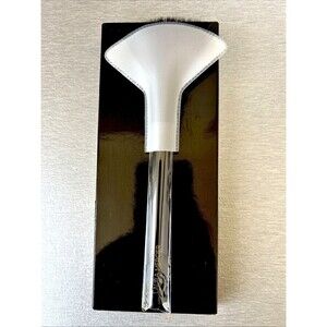 Laura Mercier Fan Powder Brush Pressed & Loose Powder Brush New in Box